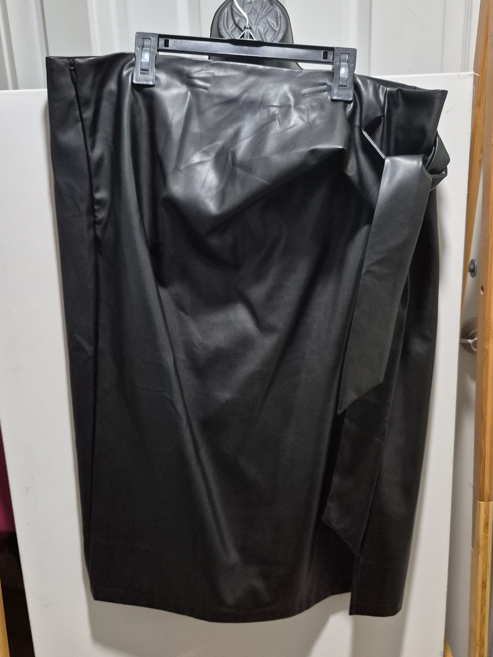 Kate Kasin Black Faux Leather Midi Skirt with Side Tie & Zipper
